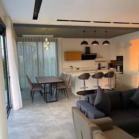 Luxury With Stunning Sea View And Spectacular Sunsets Villa *